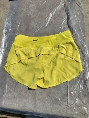 lululemon athletica Speed Up Mid Rise Lined Bright Yellow Layered Shorts sz 6